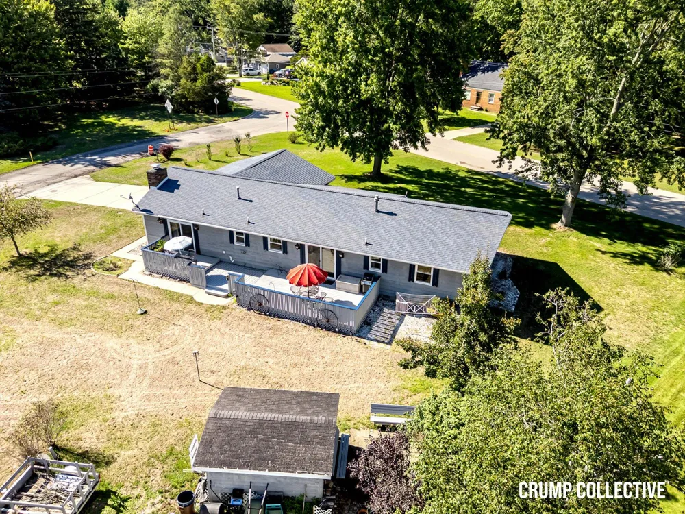 5010 Dorset Lane Norton Shores City, MI 49441