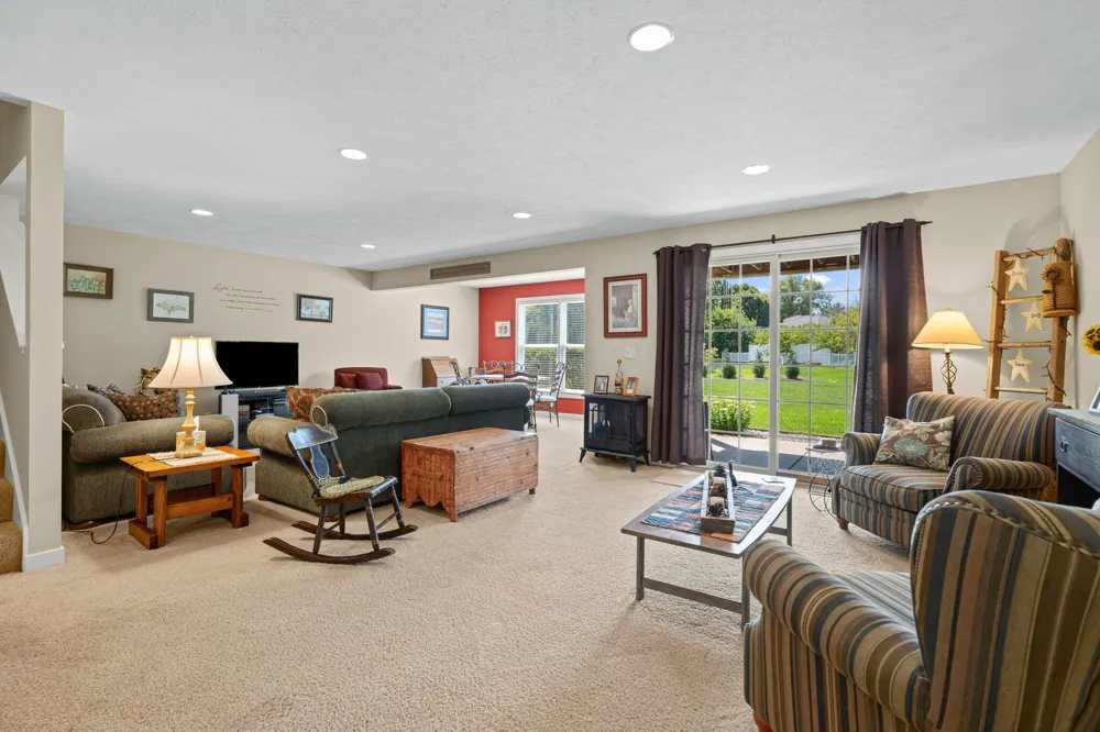 1687 S Trillium Circle Zeeland Charter Township, MI 49464