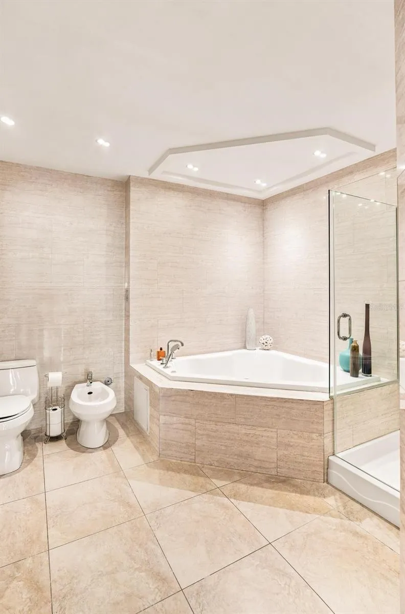 120 CARLOS E. DOMENECH #1402 San Juan, PR 00918