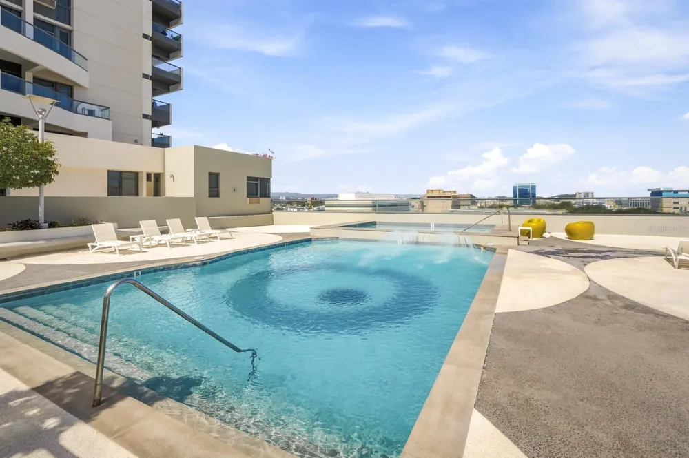 120 CARLOS E. DOMENECH #1402 San Juan, PR 00918