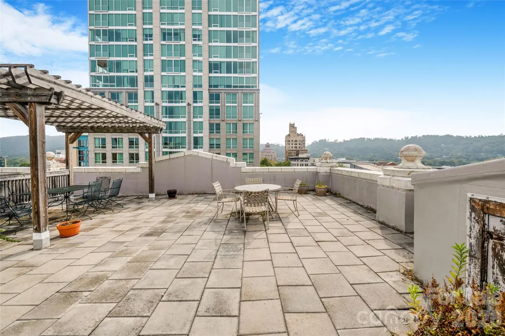 59 College Street #201 Asheville, NC 28801