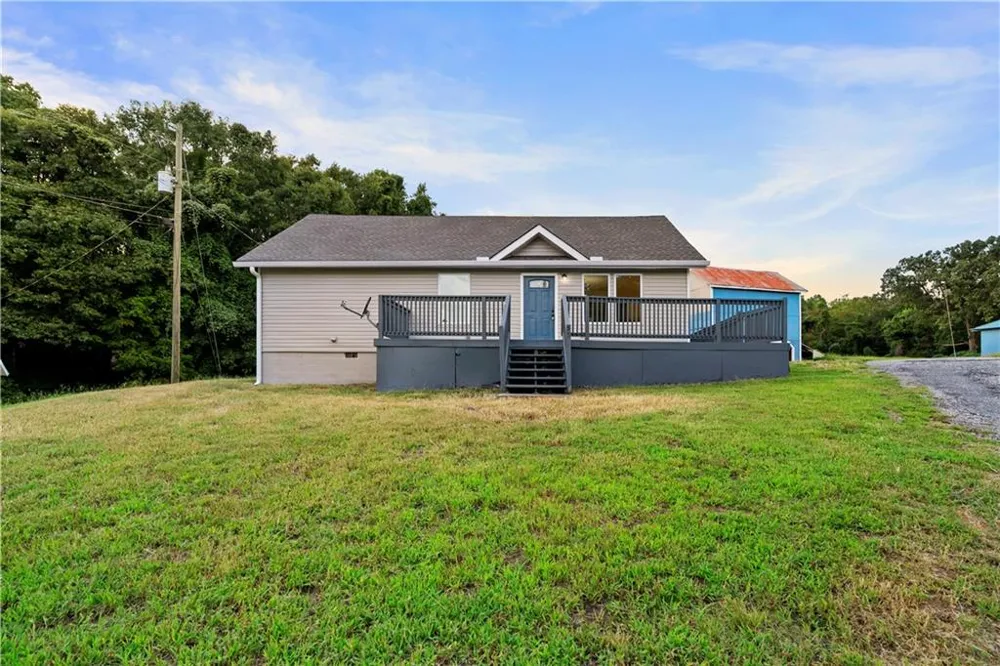 55 Pirates Point Dawsonville, GA 30534