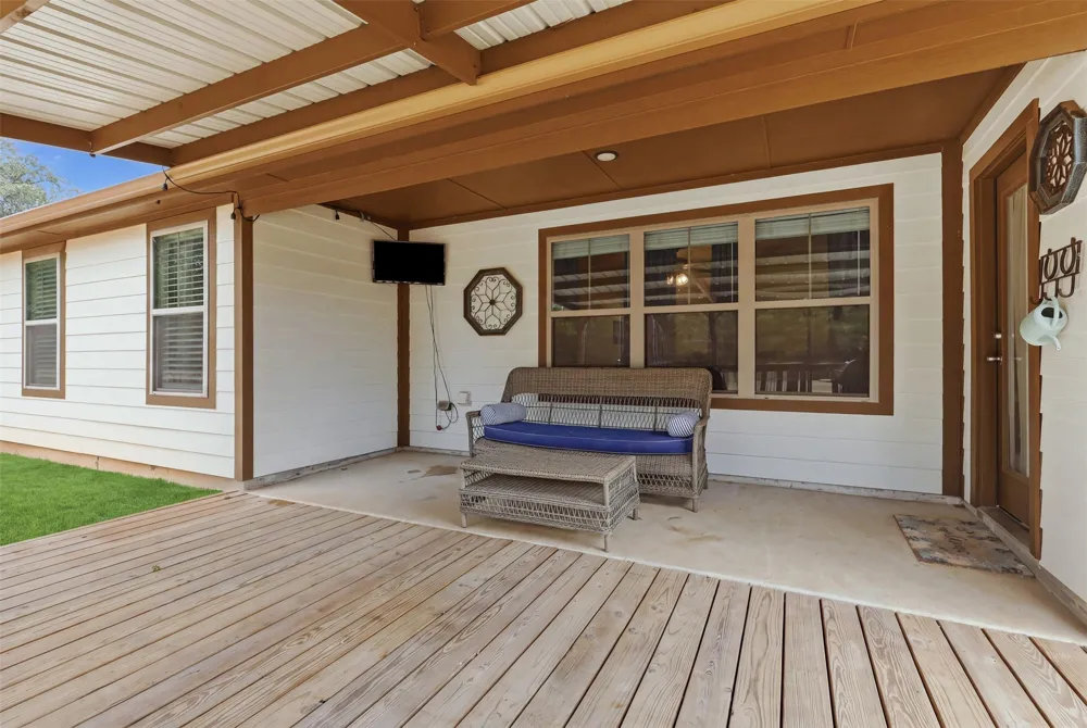 4100 Peak Road Granbury, TX 76048