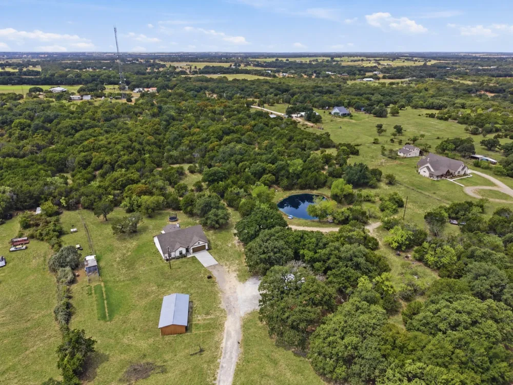 4100 Peak Road Granbury, TX 76048
