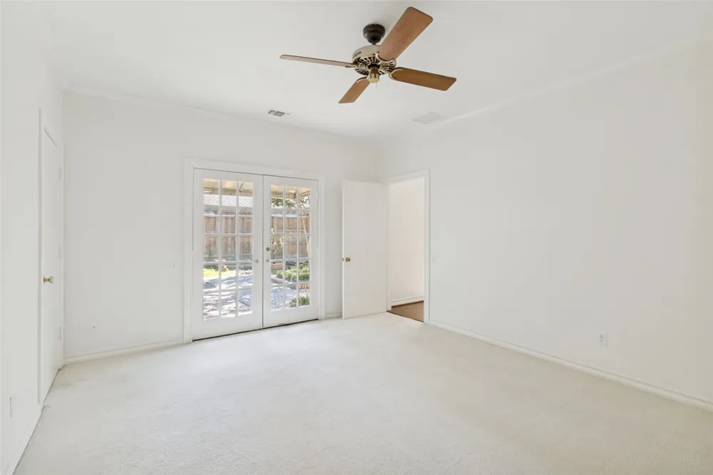 7739 SOUTHWESTERN BOULEVARD Dallas, TX 75225