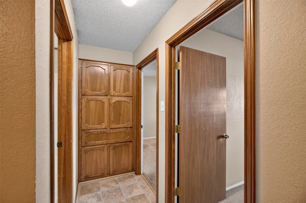 1217 Stonelake Drive Cleburne, TX 76033
