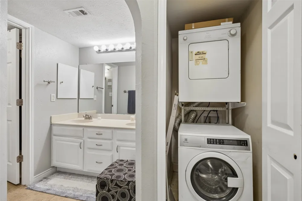 1001 Liberty Street #122 Dallas, TX 75204