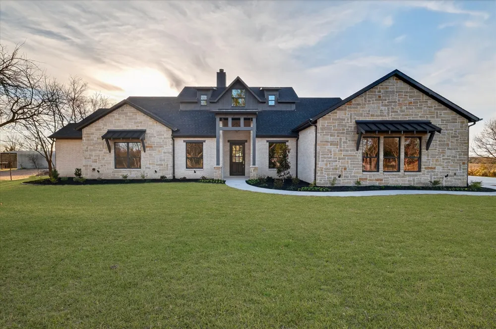 4187 County Road 570 Farmersville, TX 75442