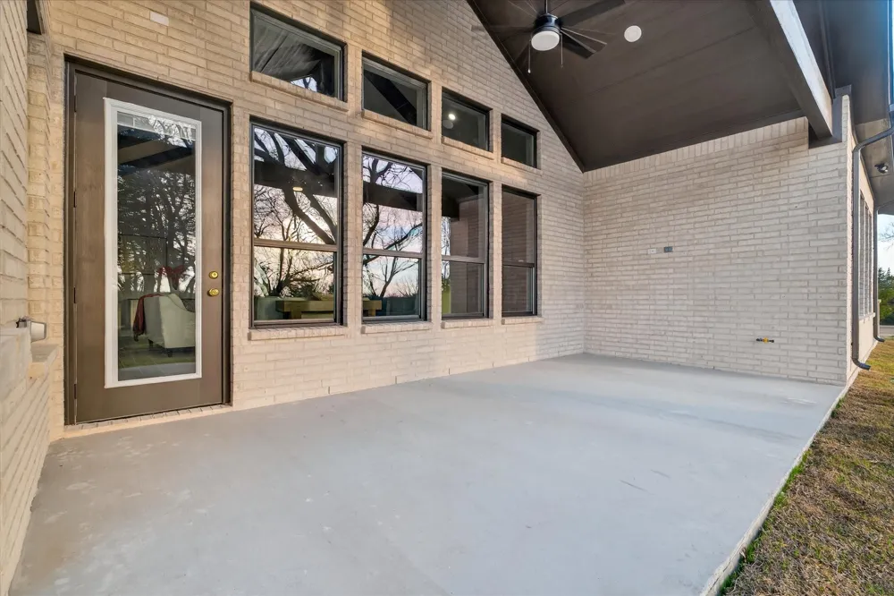 4187 County Road 570 Farmersville, TX 75442