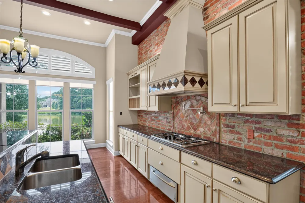 18 Beaux Rivages Drive Shreveport, LA 71106