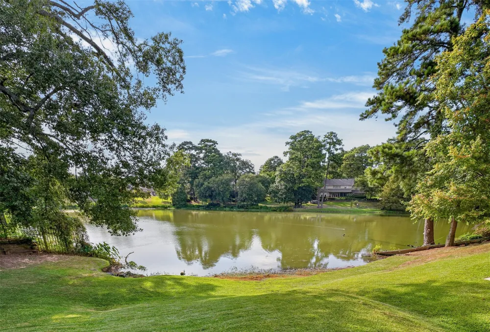 18 Beaux Rivages Drive Shreveport, LA 71106