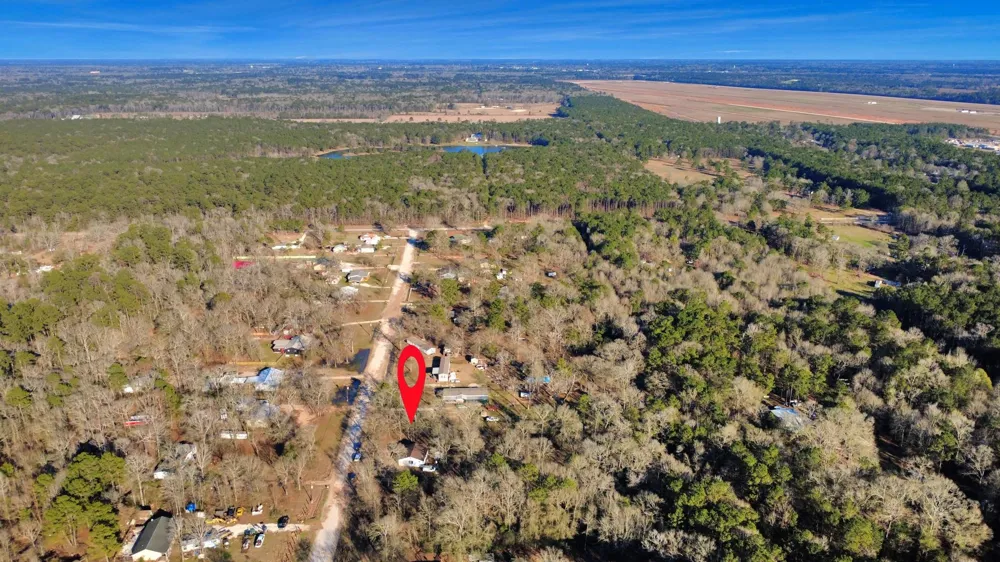 271 Trails End Drive Cleveland, TX 77328