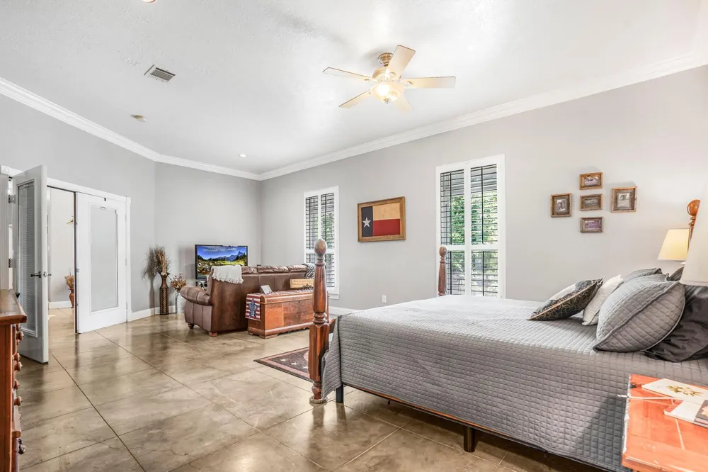 20547 Crosby Eastgate Road Crosby, TX 77532