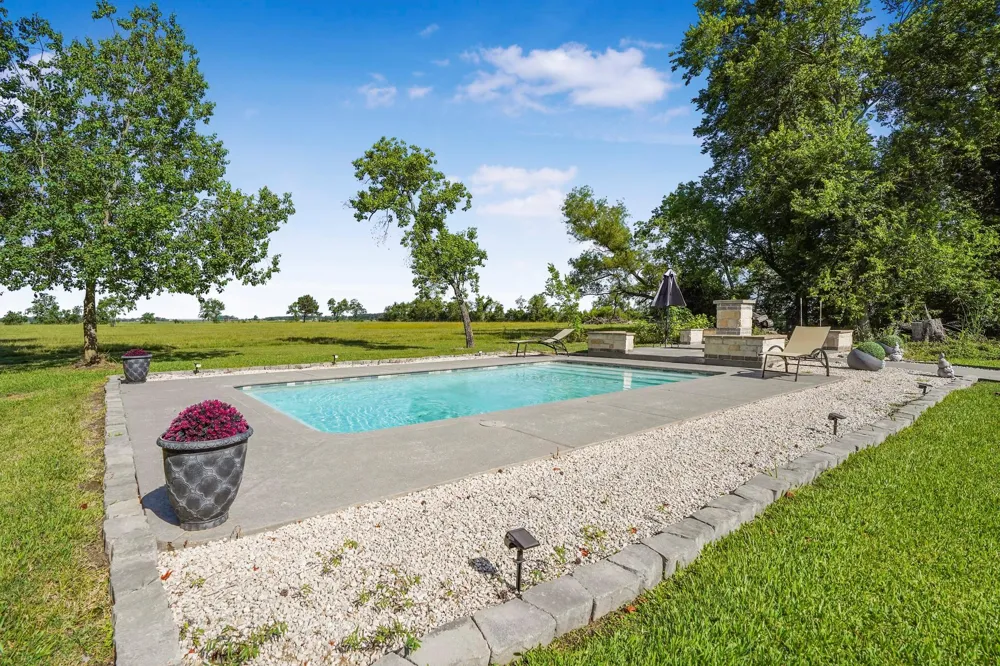 20547 Crosby Eastgate Road Crosby, TX 77532