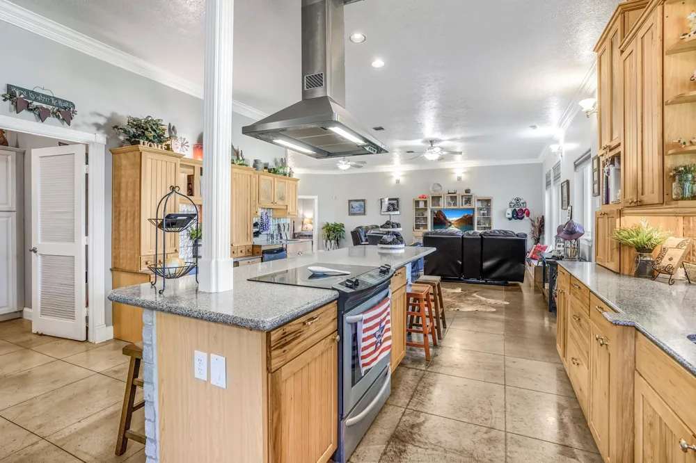 20547 Crosby Eastgate Road Crosby, TX 77532