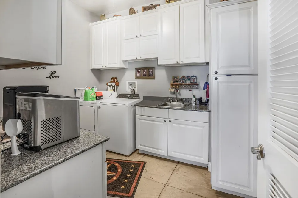 20547 Crosby Eastgate Road Crosby, TX 77532