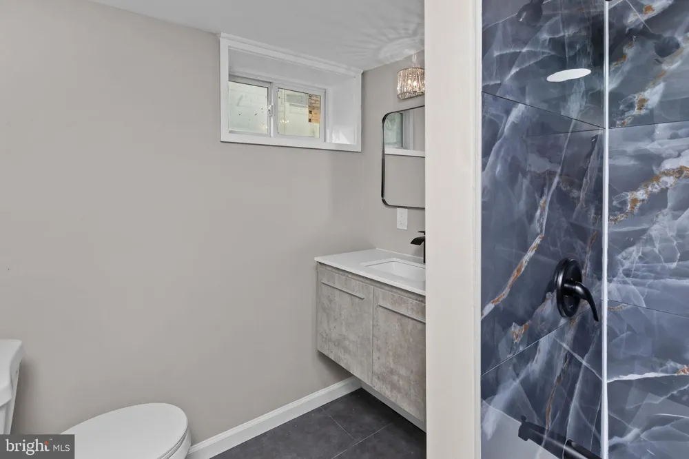 121 MCCLELLAN AVENUE Hamilton, NJ 08610