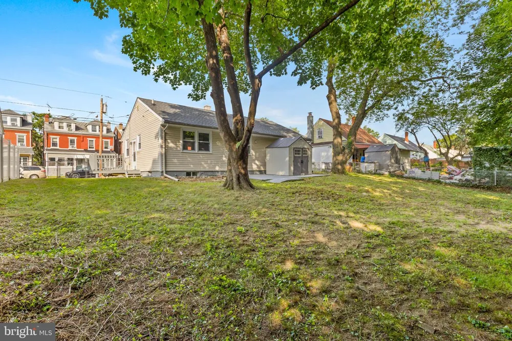 121 MCCLELLAN AVENUE Hamilton, NJ 08610