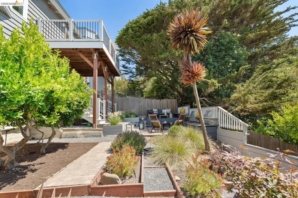 430 Beloit Ave Kensington, CA 94708