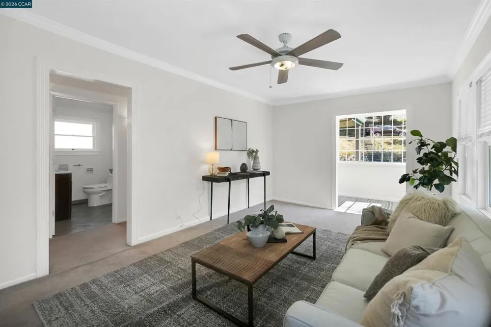 30 Bishop Crockett, CA 94525