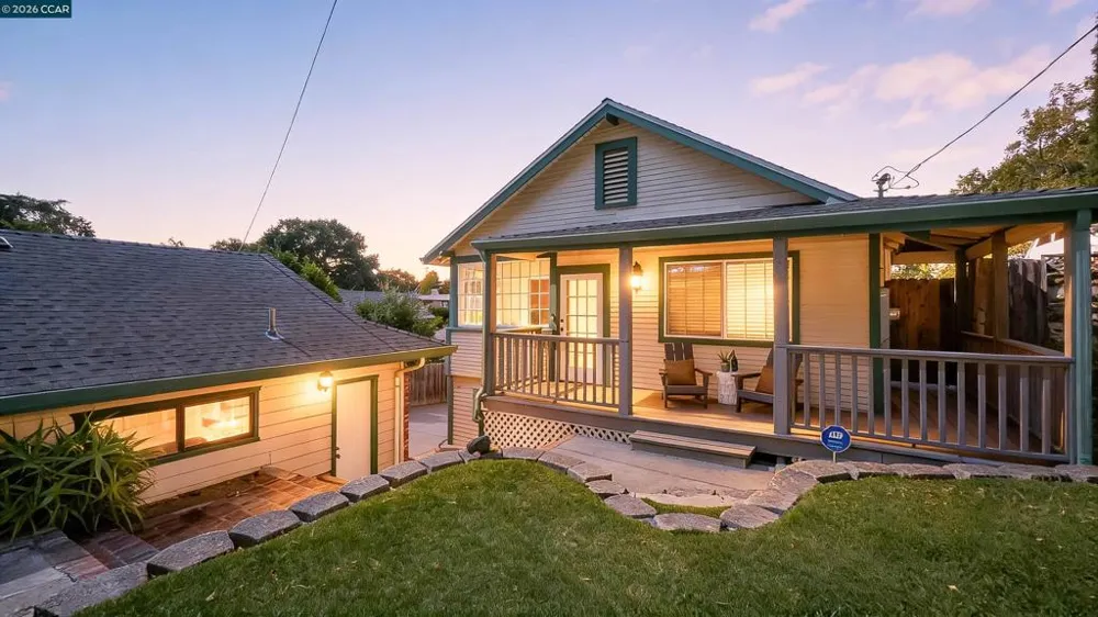 30 Bishop Crockett, CA 94525