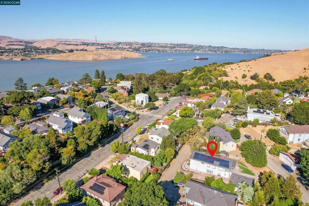 30 Bishop Crockett, CA 94525