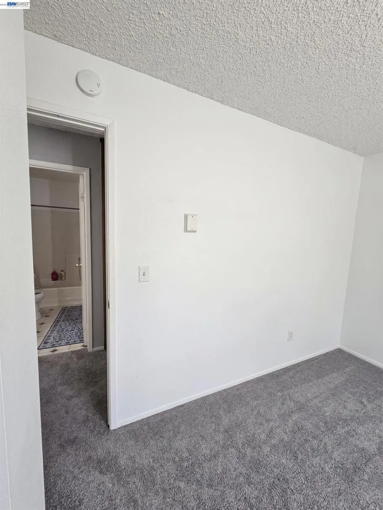506 Marina Way Richmond, CA 94801