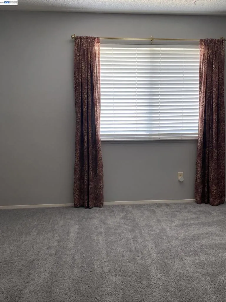 506 Marina Way Richmond, CA 94801