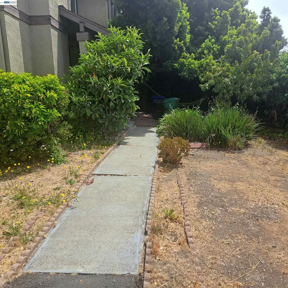 506 Marina Way Richmond, CA 94801