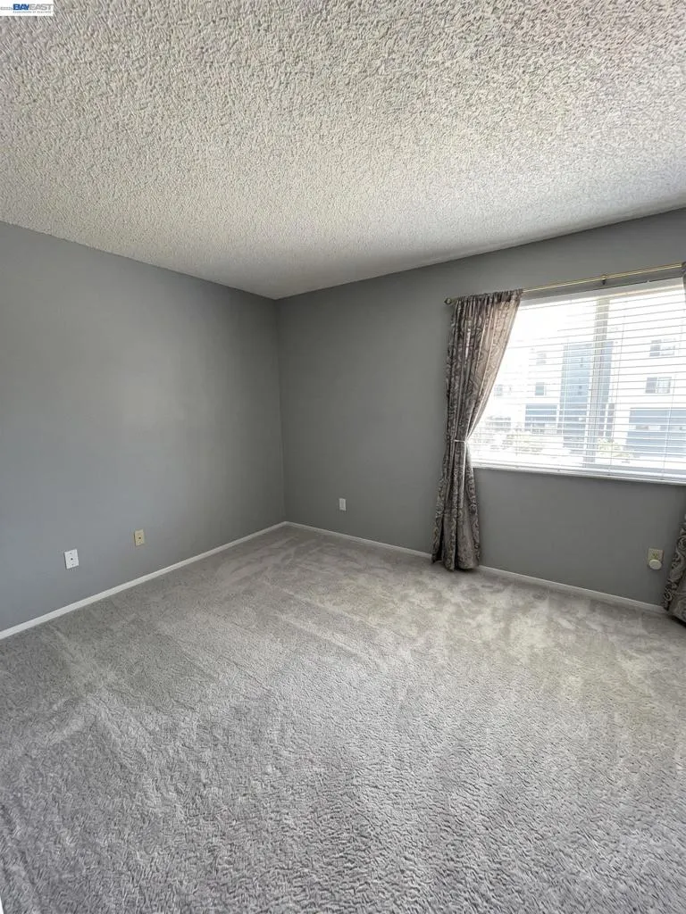 506 Marina Way Richmond, CA 94801