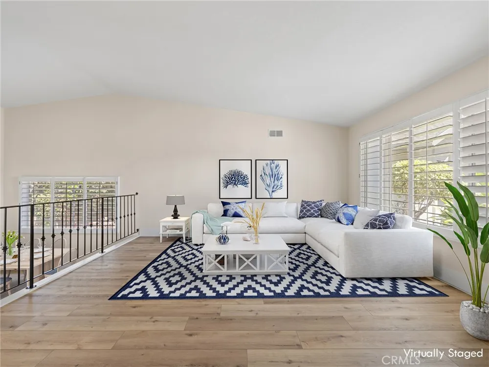 3561 Dahlia Circle Seal Beach, CA 90740