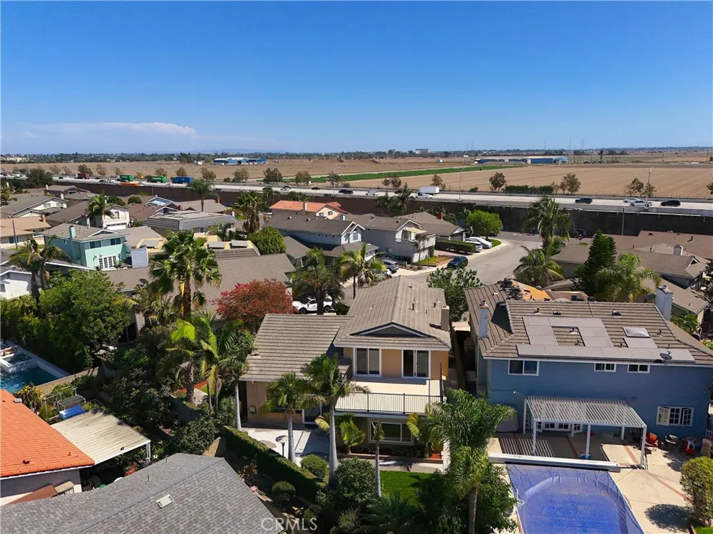 3561 Dahlia Circle Seal Beach, CA 90740
