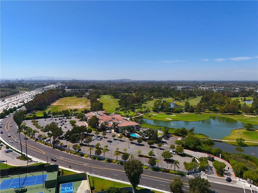 3561 Dahlia Circle Seal Beach, CA 90740