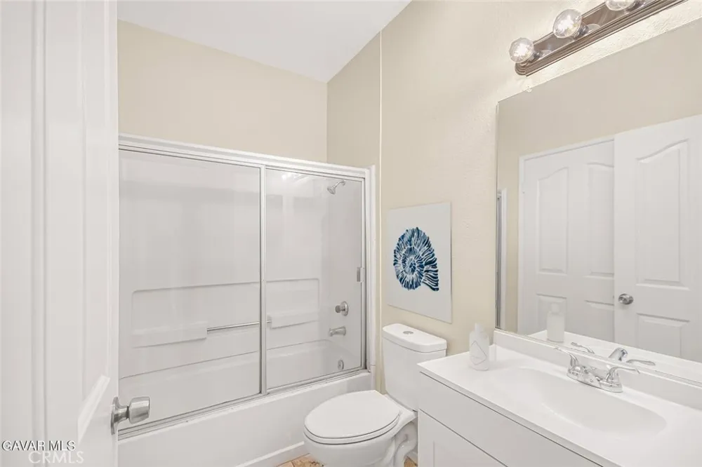 2805 W Avenue K12 Apt#143 Lancaster, CA 93536