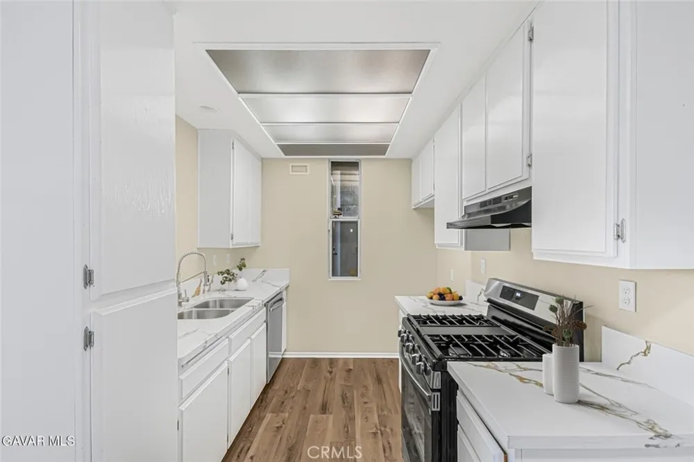 2805 W Avenue K12 Apt#143 Lancaster, CA 93536