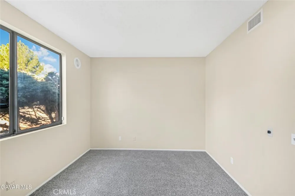 2805 W Avenue K12 Apt#143 Lancaster, CA 93536