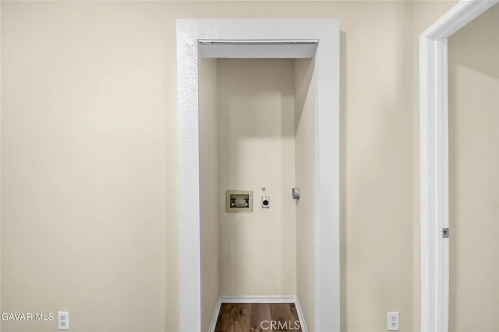 2805 W Avenue K12 Apt#143 Lancaster, CA 93536