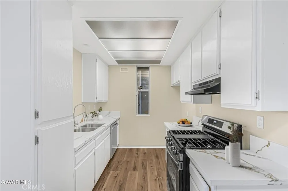 2805 W Avenue K12 Apt#143 Lancaster, CA 93536