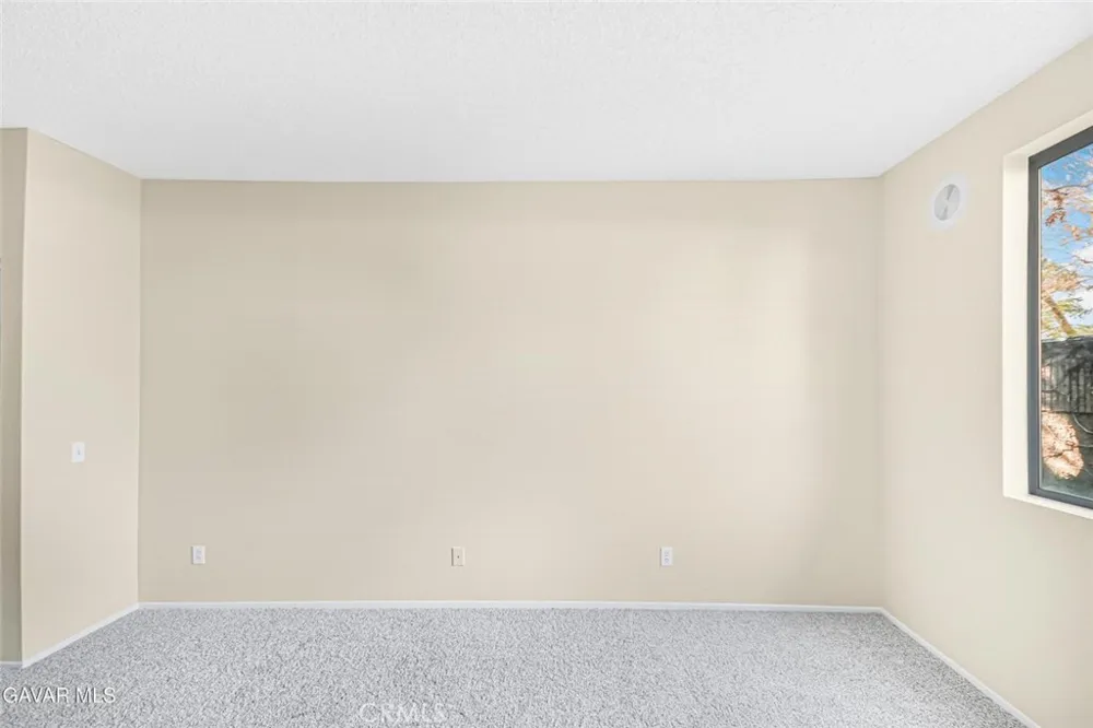2805 W Avenue K12 Apt#143 Lancaster, CA 93536