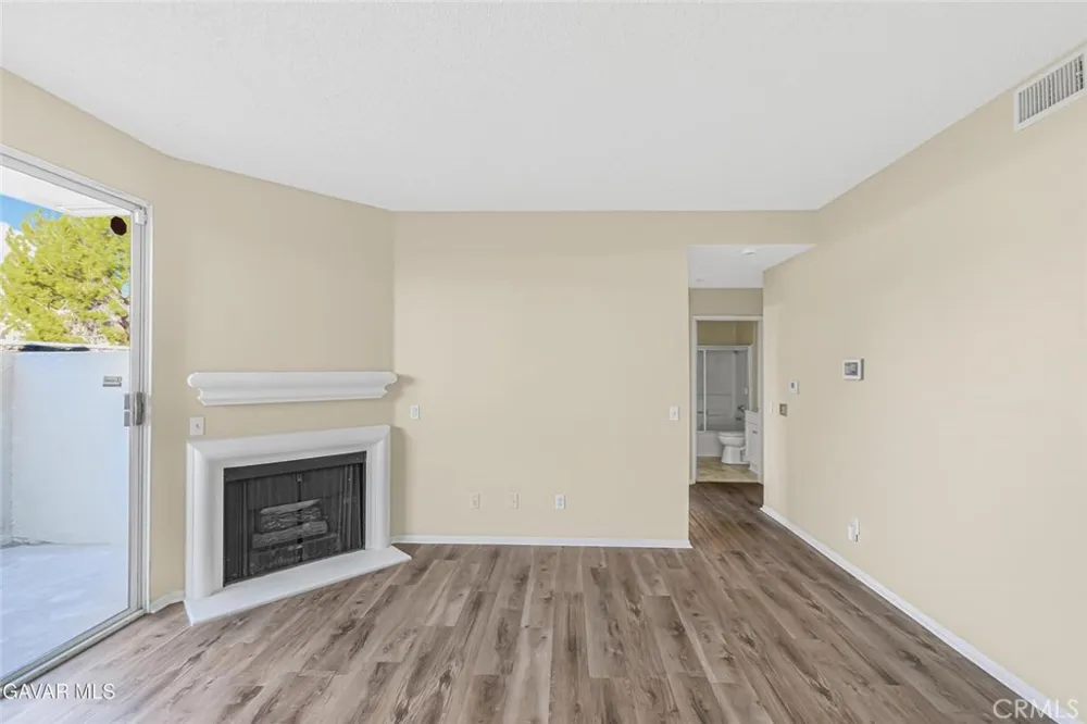 2805 W Avenue K12 Apt#143 Lancaster, CA 93536