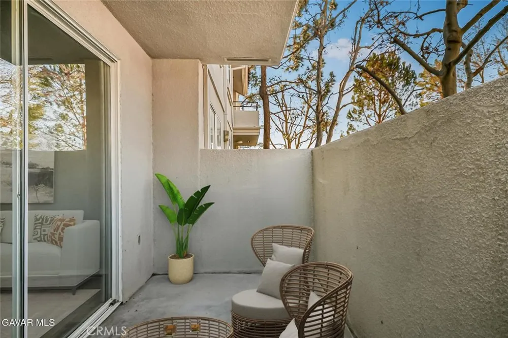 2805 W Avenue K12 Apt#143 Lancaster, CA 93536