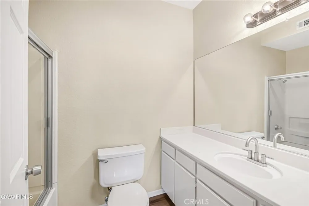 2805 W Avenue K12 Apt#143 Lancaster, CA 93536