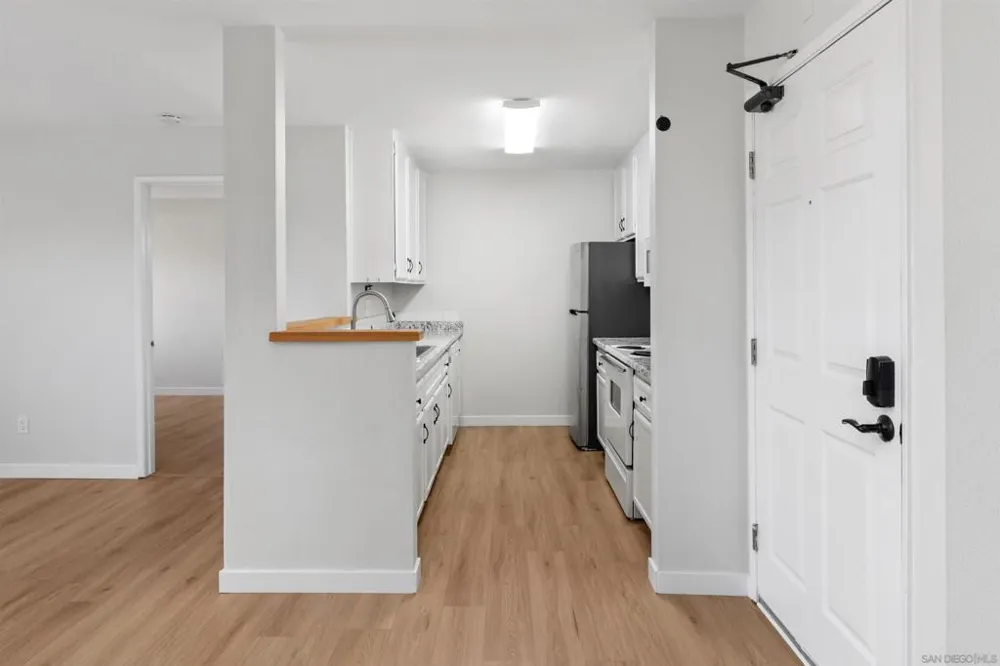 7130 Shoreline Dr #1208 San Diego, CA 92122