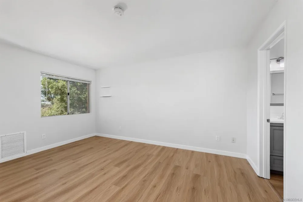 7130 Shoreline Dr #1208 San Diego, CA 92122