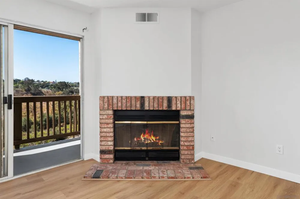 7130 Shoreline Dr #1208 San Diego, CA 92122