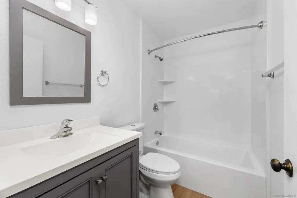 7130 Shoreline Dr #1208 San Diego, CA 92122