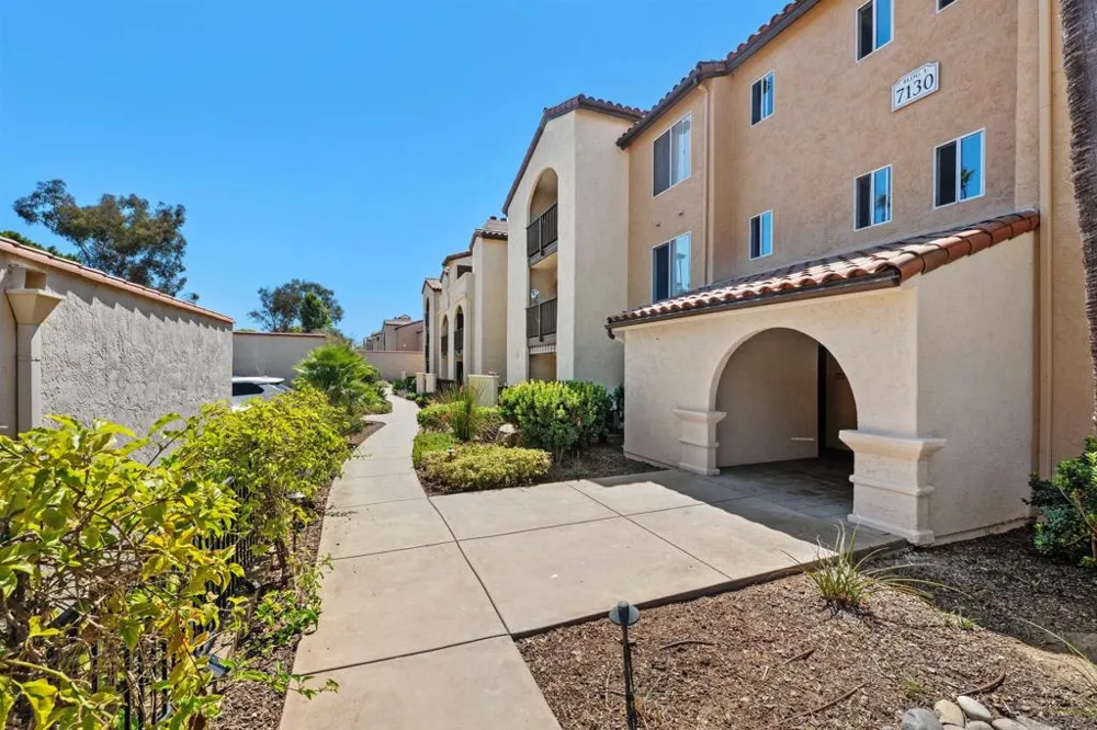 7130 Shoreline Dr #1208 San Diego, CA 92122