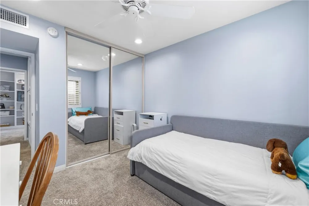 28362 Contessa Avenue Saugus, CA 91350