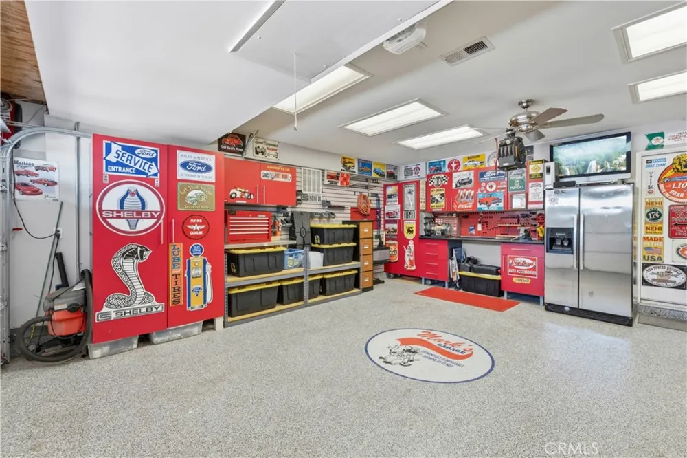 28362 Contessa Avenue Saugus, CA 91350