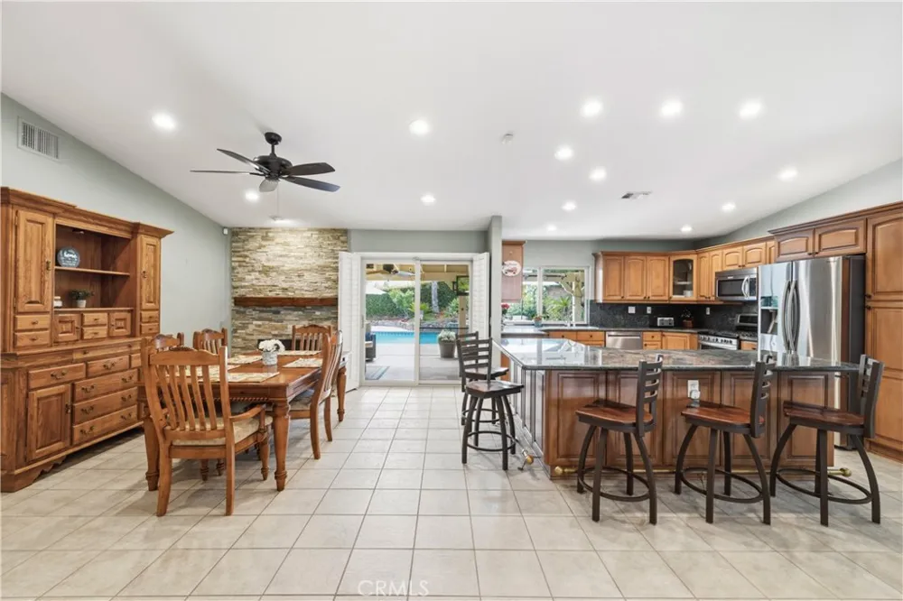 28362 Contessa Avenue Saugus, CA 91350